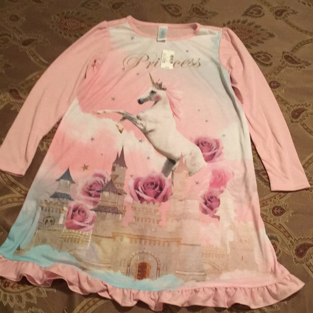 Girls nightgown